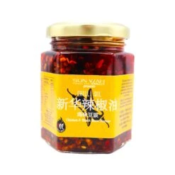 Sun Wah Chilli Oil (Chicken & Black Bean Flavour) 160g